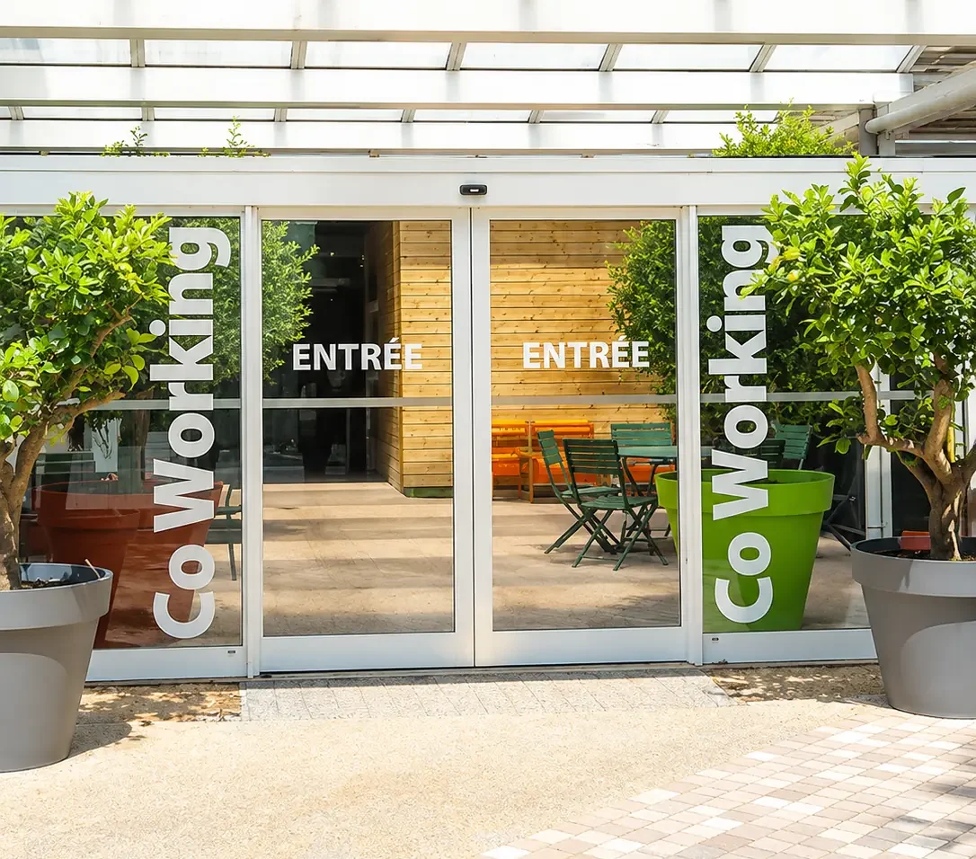 Entrée du coworking malemort